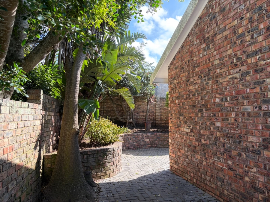 4 Bedroom Property for Sale in Forest Downs Eastern Cape
